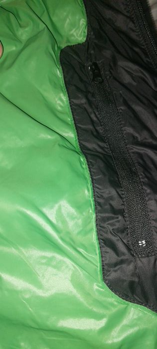 Лехкий красивый жилет Espirt размеры S и M