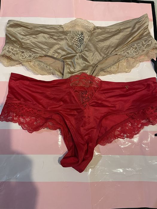 Lenjerie intima Victoria’s Secret