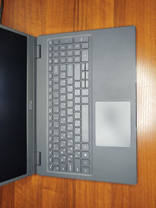 Американский ноутбук Dell intel Core i3 1005 8/256 SSD идеальный