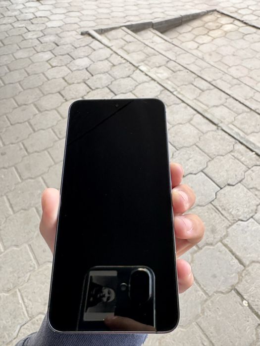 Продам срочно Samsung S24