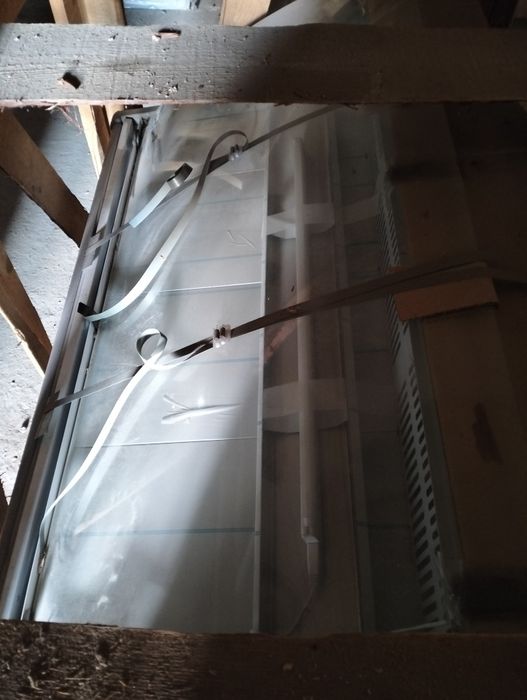 Холодильник витринный