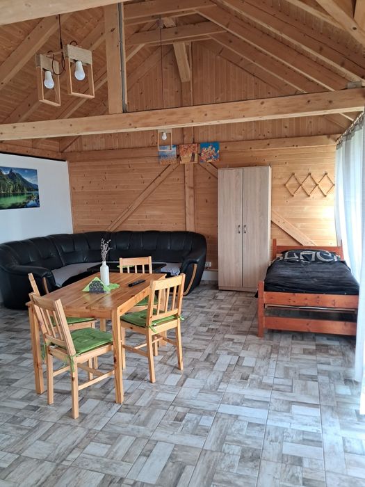 Inchiriez cabana pe Valea Avrivului
