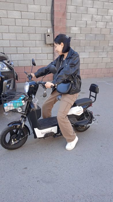 Электроскутер Leopard