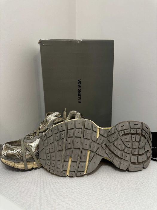 Balenciaga 3XL Classic Gray Sneakers, size 40
