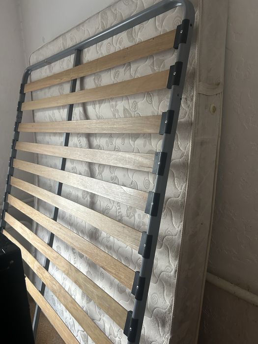 Продам матрас двуспальный