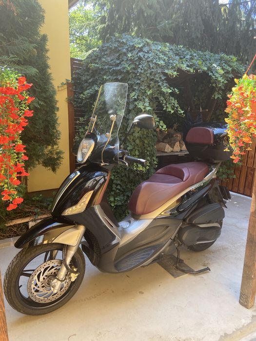 Piaggio Beverly 350