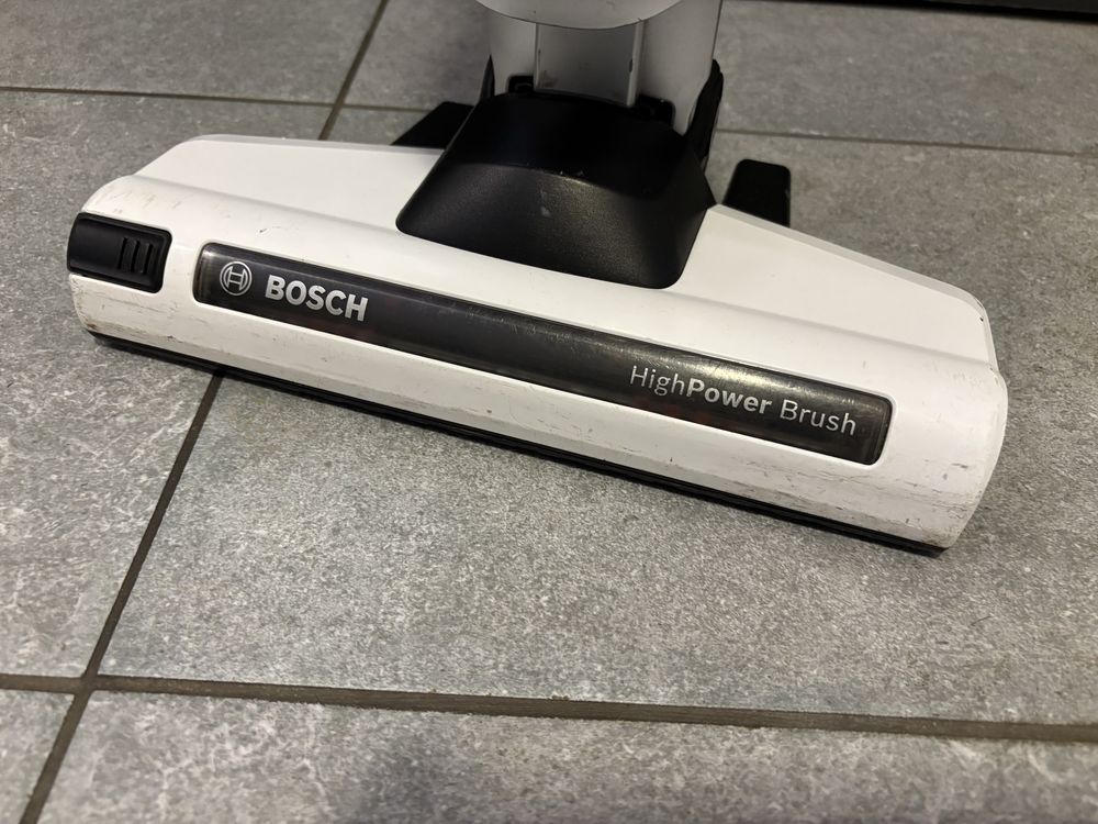 Aspirator vertical Bosch de top cu acumulator NOU Li-ion