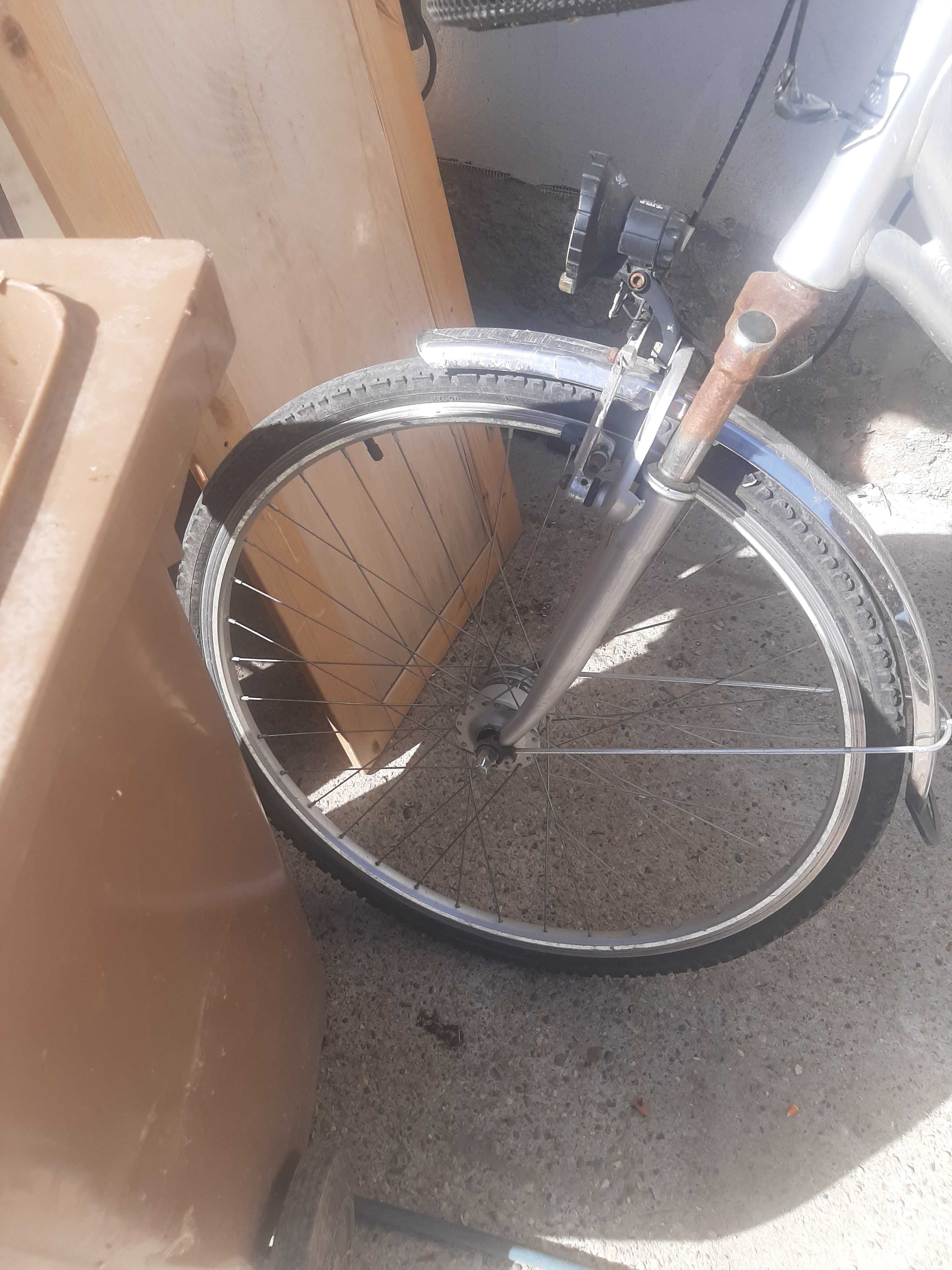 Bicicleta cu 7 viteze