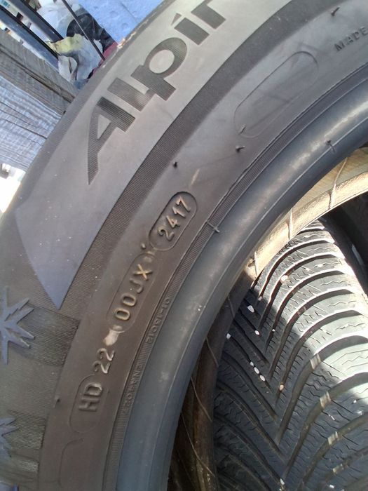 215 65 17 Michelin alpin 4броя зимни