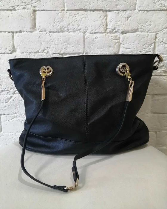 Продам или обменяю женскую большую сумку