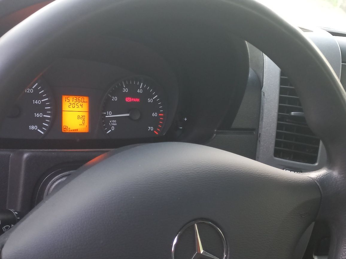 Mercedes -Benz  Sprinter NGT 2015-yil sotiladi