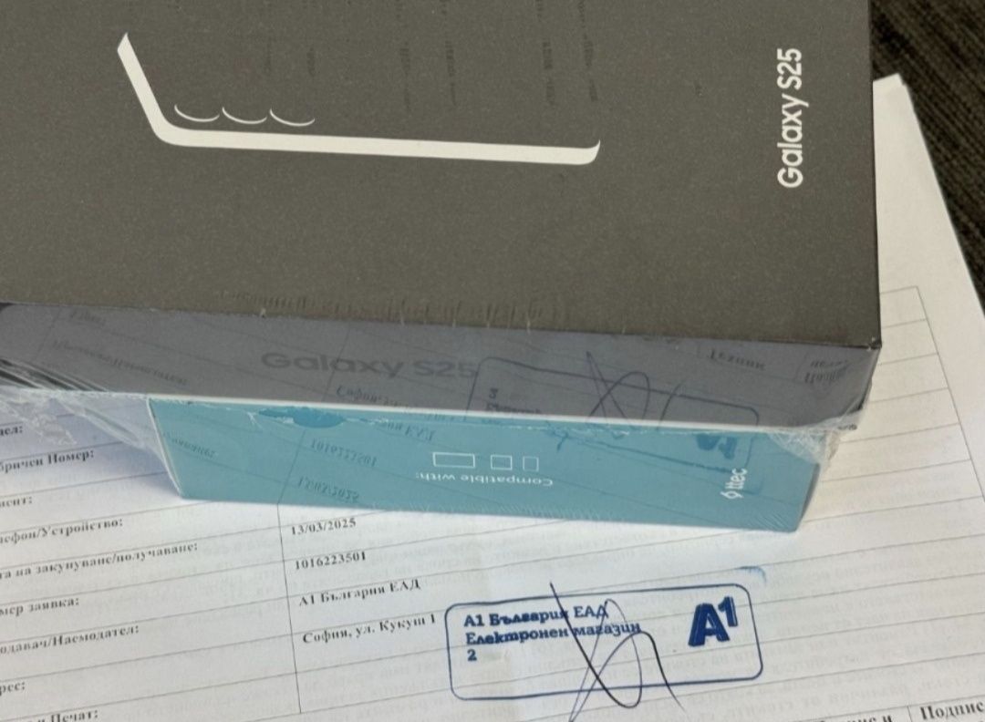 ЗАПЕЧАТАН 256GB Samsung Galaxy S25 Гаранция A1 2027 г. Navy