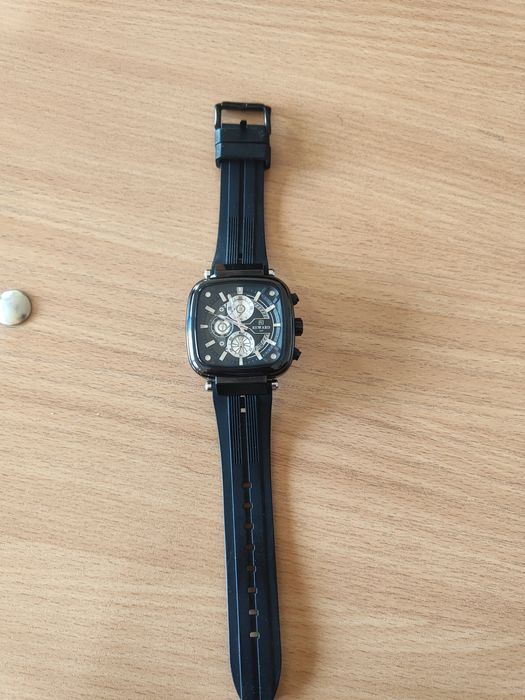 REWARD часы продается