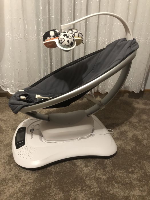 Balansoar electric 4 Moms mamaRoo
