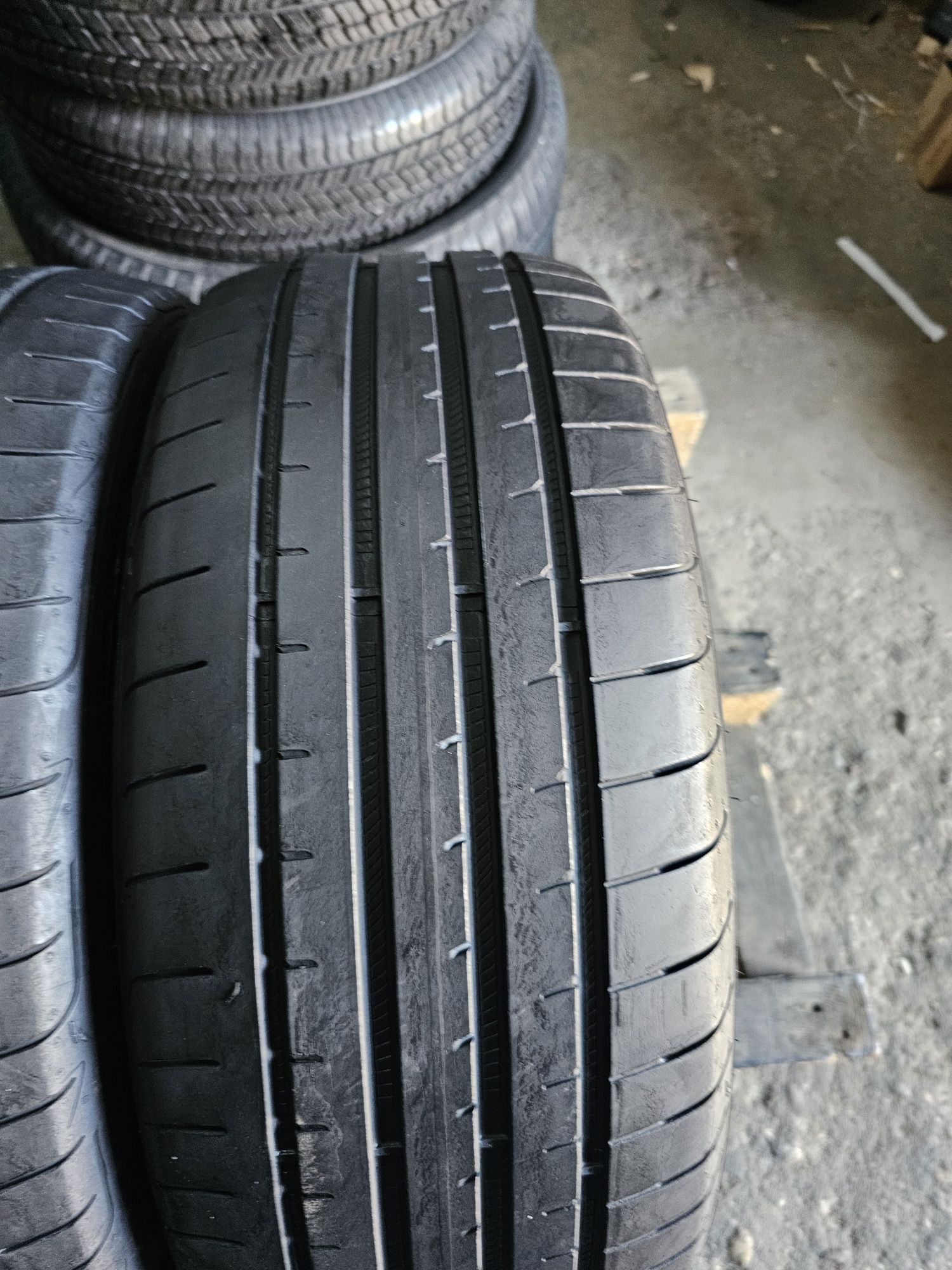 2 anvelope vara 225 45 18 Goodyear Runflat