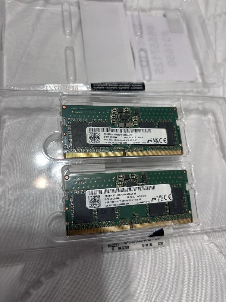 Kit dual-channel laptop 16 GB DDR5 (8 GB DDR5-4800 SO-DIMM x 2)
