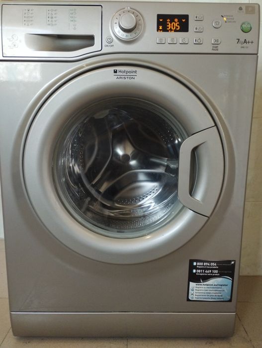 Пералня Hotpoint Ariston перфектна