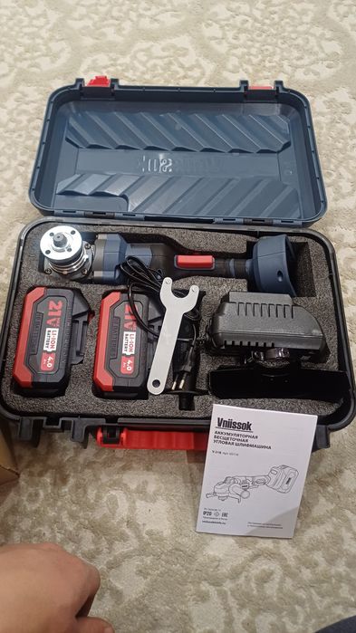 Болгарка аккумуляторный ушм