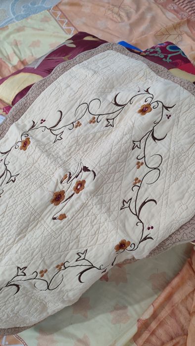 Отдам бесплатно одеяла, постельное белье