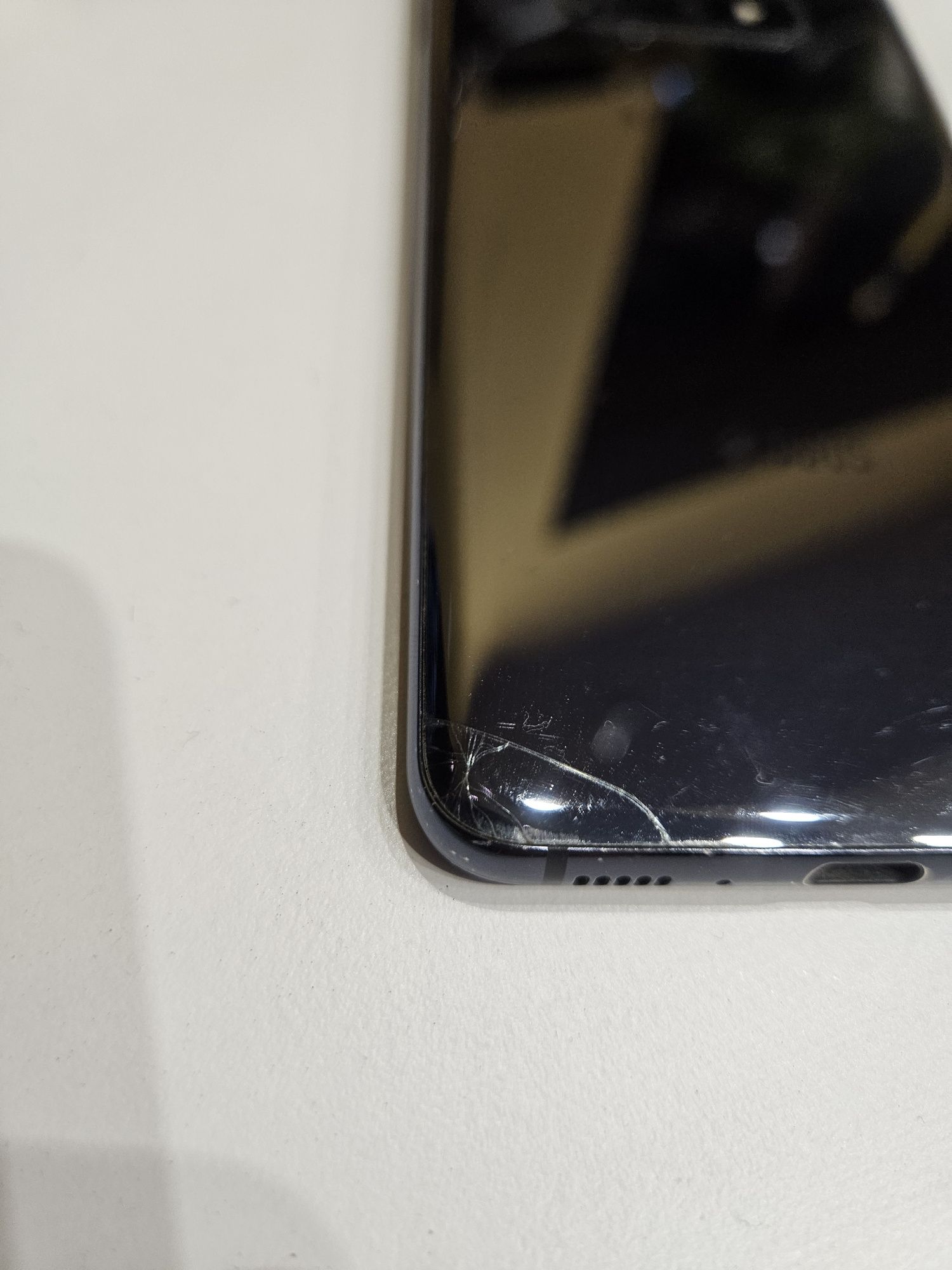 Samsung galaxy s10e duo 128гб