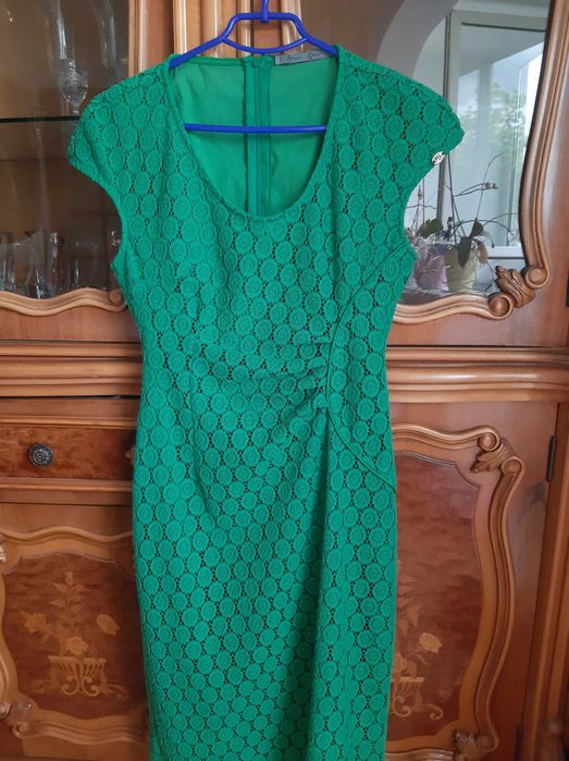 Rochie verde de dantela