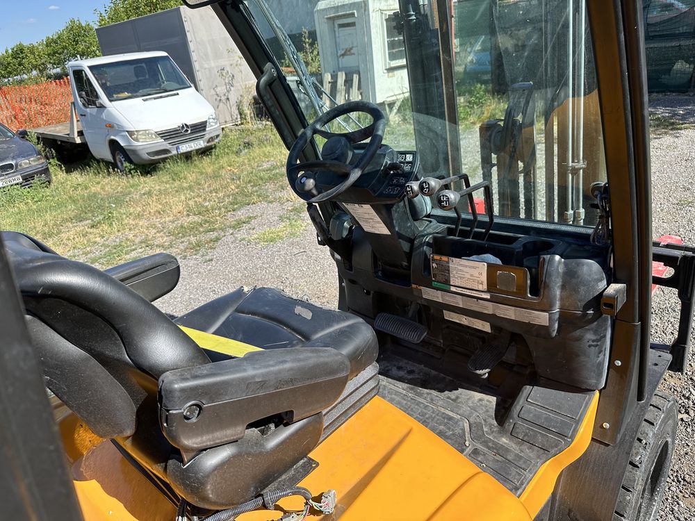 Motostivuitor Hyster 3.0 GPL. 3 tone. an 2011.
