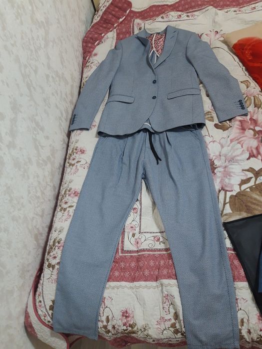 Мужской костюм двойка