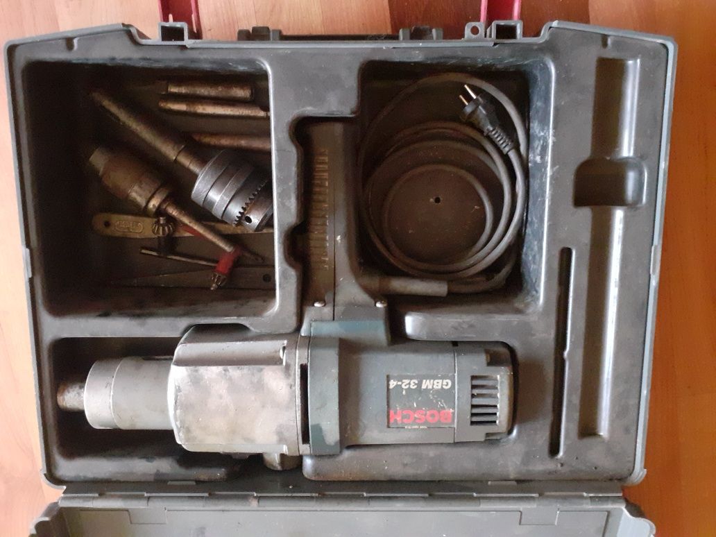 Дрель BOSCH GBM 32 - 4 .