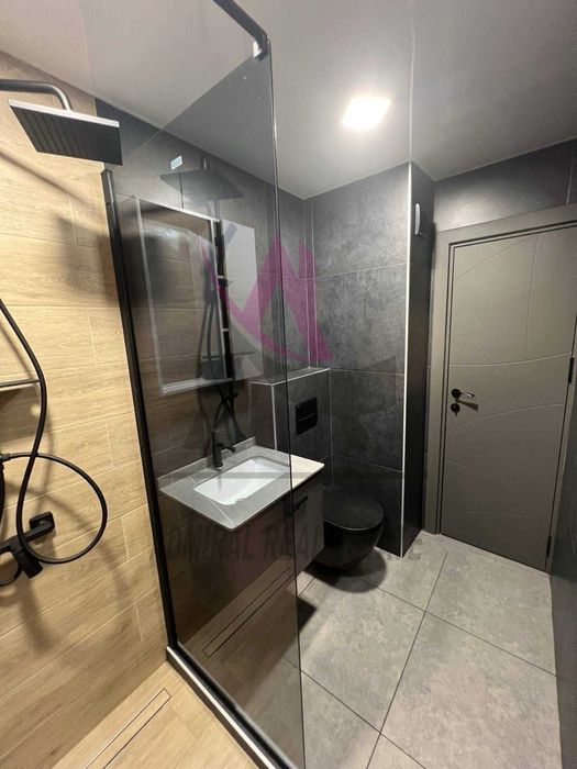 Просторен четиристаен -Левски