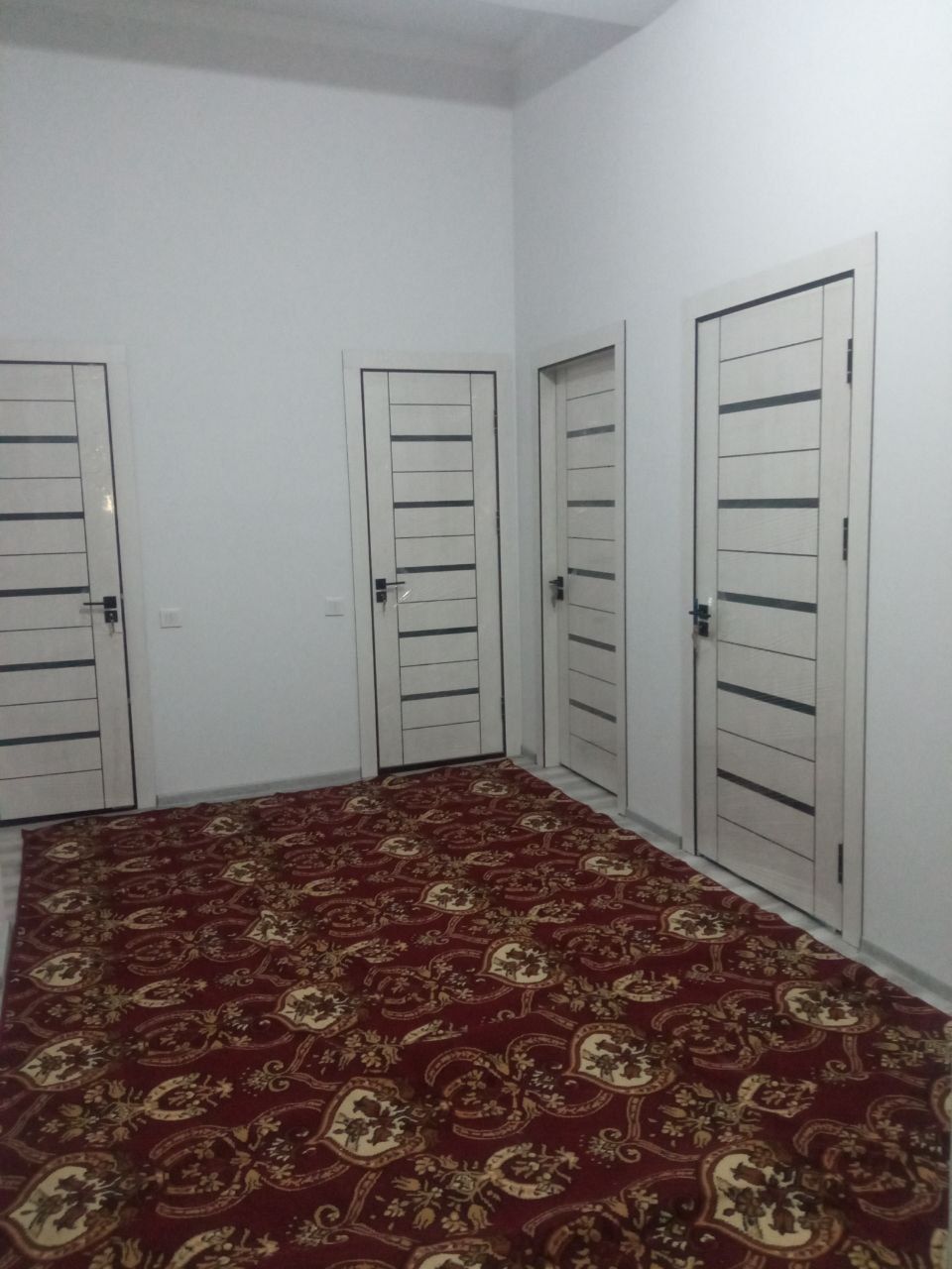 Arendaga 3 xonalik kvartira, 300$, 1 etaj