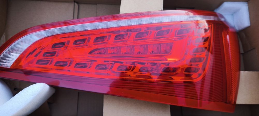 Заден стоп Q5 десен