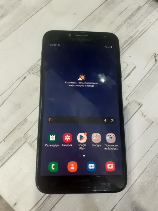 Телефон смартфон Samsung j4