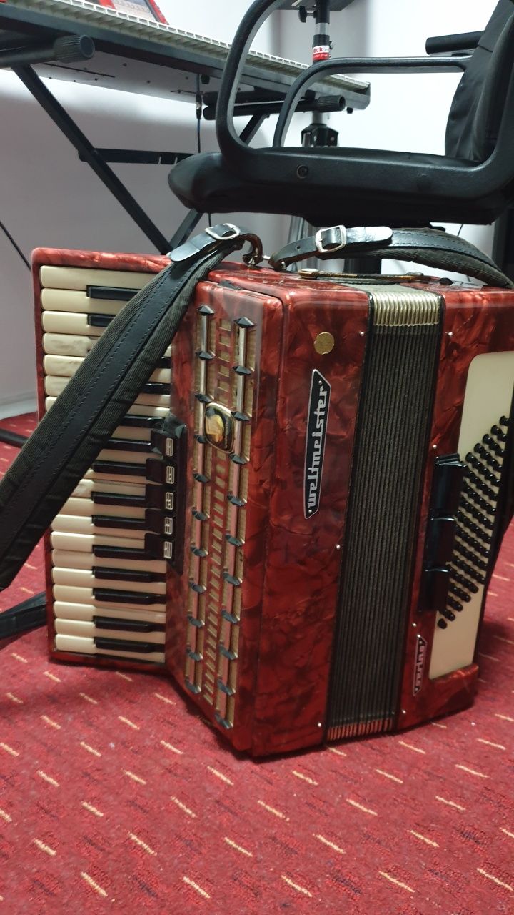 Acordeon Weltmeister Serino 72 de basi, gen Stella