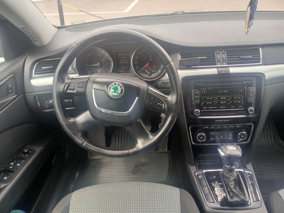 Skoda Superb 2.0 TDI 170cp DSG