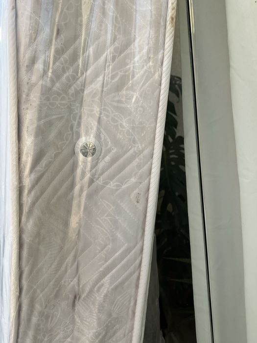 Матрас в хорошем состоянии отдам даром