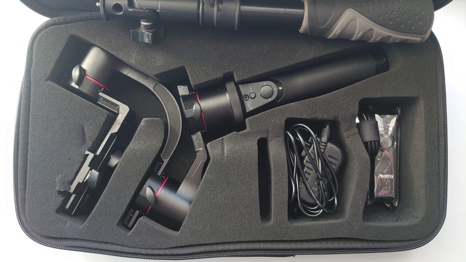 Стабилизатор  PFY H2-45 3-Axis Handheld Gimbal for Mirrorless and DSLR