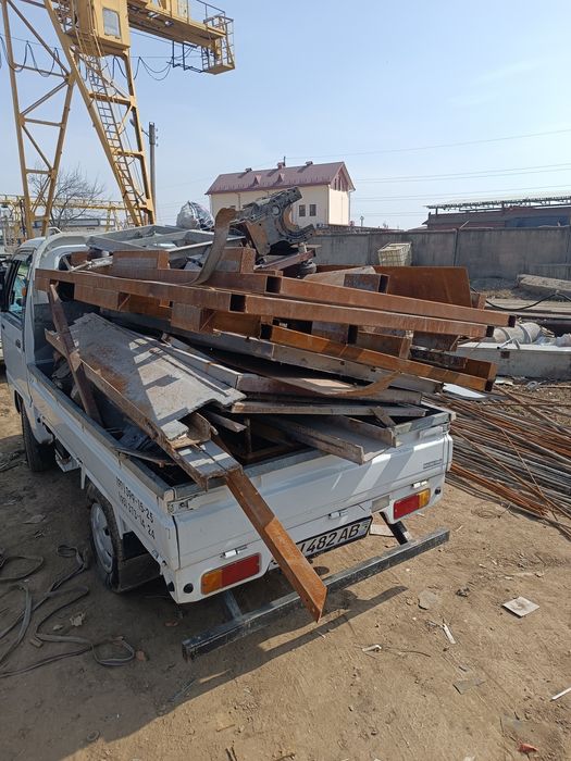 Металлолом метал б/у Metallom Olamiz b/u Пирёом Металом