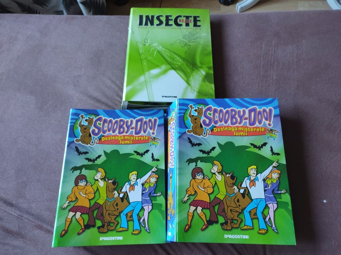 Reviste Scooby doo si Insecte