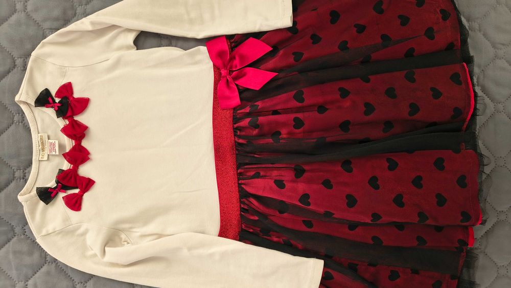 Детска рокля за момиче на 6-7г. с ръст 116-122см.