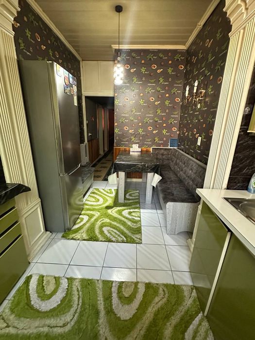 Юнусабад 14 3/1/4 балкон 2х6 ор Петушок Метро