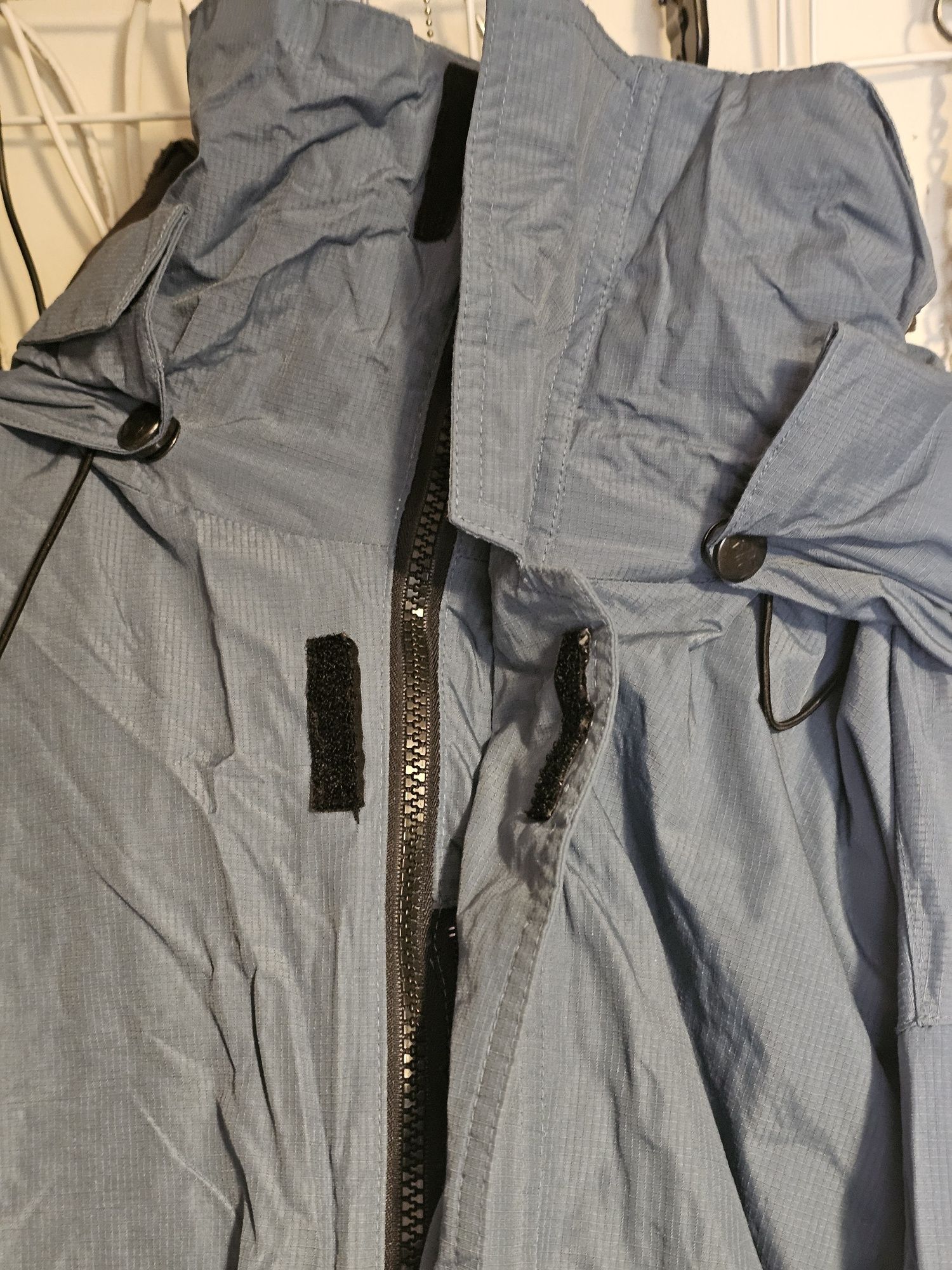 Дамско зимно яке Helly Hansen