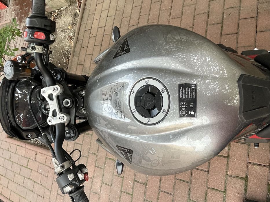 Triumph Street Triple 765 RS 2022
