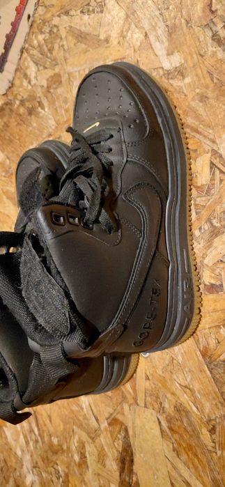 Водоустойчиви обувки Nike Gortex