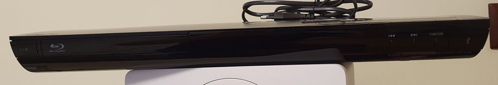 Blu-Ray Система за домашно кино 3D Sony BDV-E190