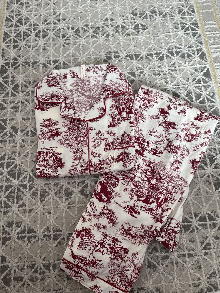 Продам пижамы новые