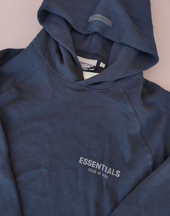 Essentials черно hoodie