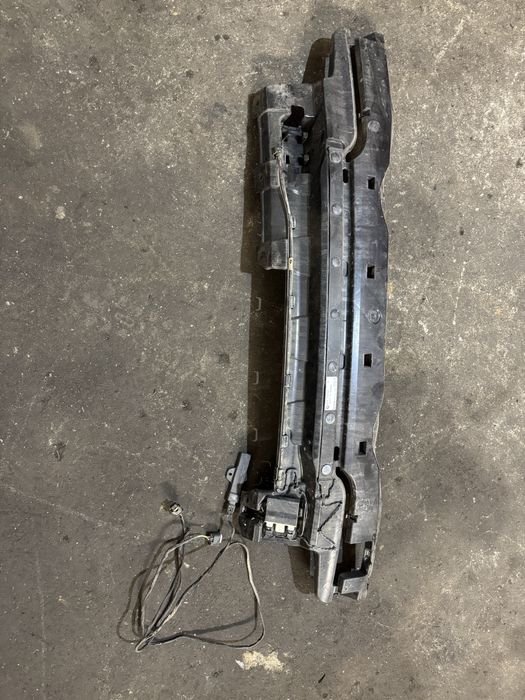 Sistem deschidere portbagaj cu piciorul BMW F10 F11