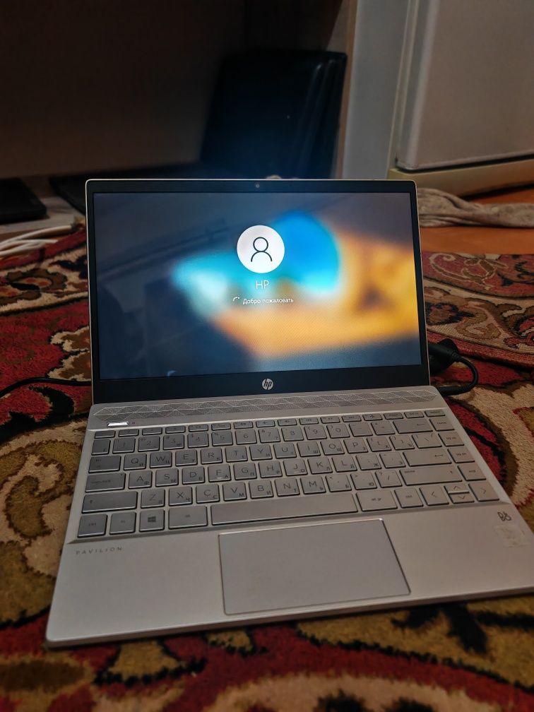 Ультрабук Нр Pavilion Core i3-8145