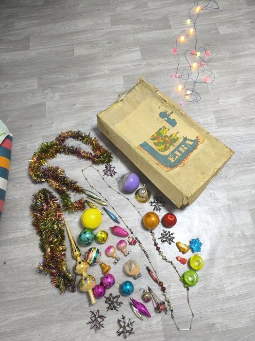 Продаю ёлочные игрушки