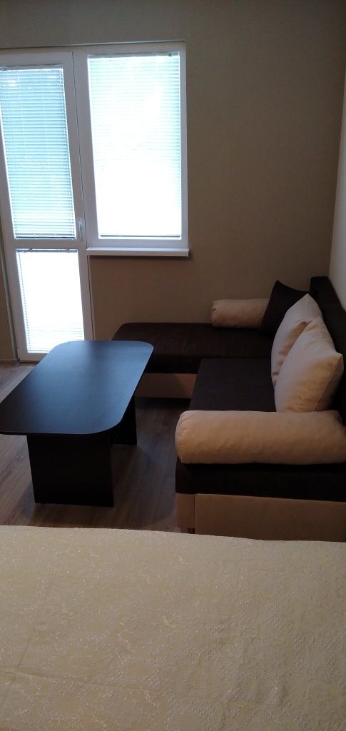 Дава се под наем Едностаен апартамент в Враца, Дъбника - 49 кв.м за 229.5 € - Снимка #1